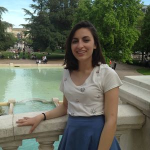 Meet your Posher, Maria